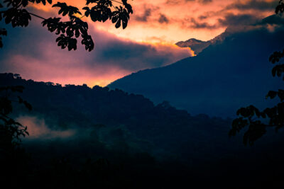 Atardecer en la Sierra Nevada de Santa Marta - Colombia Atardecer en Colombia.